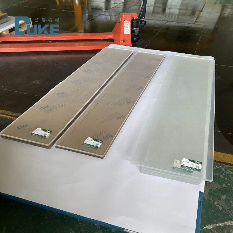 ضد زرد شدن صفحه آکریلیک شفاف سفارشی ضخامت پنل PMMA برای پنجره های بیرونی برش CNC 10mm