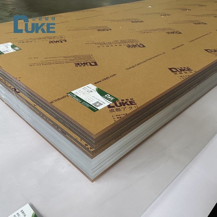 ضد زرد شدن صفحه آکریلیک شفاف سفارشی ضخامت پنل PMMA برای پنجره های بیرونی برش CNC 10mm