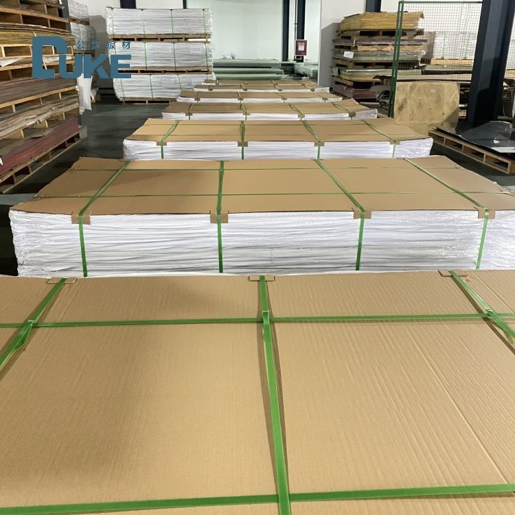 DUKE درجه بهداشتی ضد قالب 3mm حمام PMMA سفید سفارشی ورق آکریلیک ریخته شده PE 5mm 8mm سرویس برش سفارشی